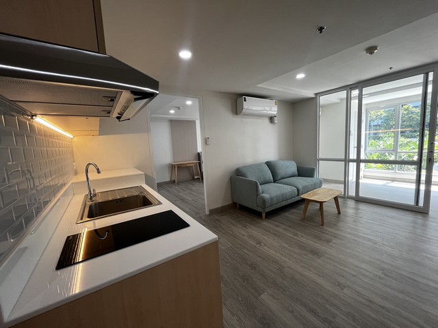 ขายหรือเช่า เดอะ เทรนดี้ คอนโดมิเนียม The Trendy Condominium ใกล้ BTS นานา