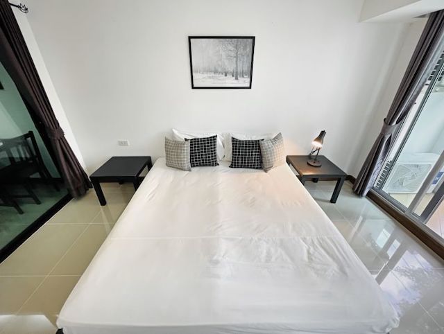 The Waterford Sukhumvit 50 Cat Friendly spacious quiet 2nd floor BTS On Nut