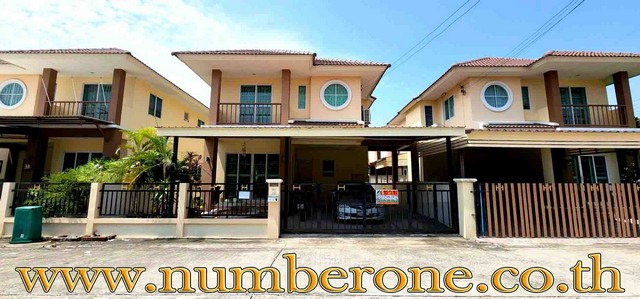 Sale บ้าน ร่มรื่นกรีนพาร์ค 36 SQ.WA 3 BEDROOM ไม่ไกลจาก ทำเลดี ใกล้ทางด่วนกาญจนาภิเษก ใกล้แยกต่างระดับบางปะอิน-โคราช ใกล้โฮมโปร โลตัส ใกล้โรงเรียนเชียงรากน้อย มหาวิทยาลัยมหาจุฬาลงกรณราชวิทยาลัย นิคมอุตสาหกรรมบางปะอิน โรงงานน้ำดื่มตรงสิงห์ ติดถนนใหญ่พหลโยธิน ใกล้ทางด่วนกาญจนาภิเษก (บ้านแฝดมือสอง) ทำเล-ทอง