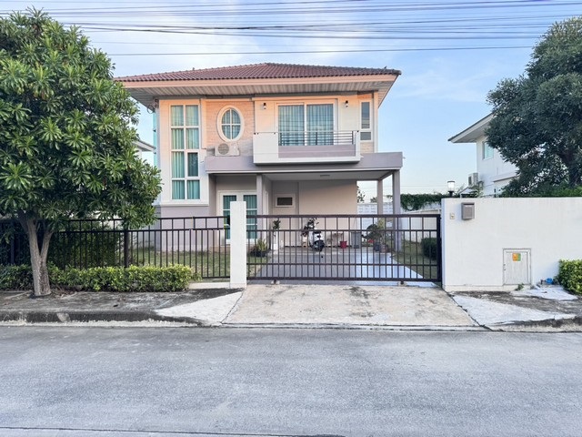 รหัส# TO738 ขายบ้านเดี่ยว 2 ชั้น 72 ตรว. หมู่บ้านศุภาลัย ไพรด์ บางนา-ลาดกระบัง54 สภาพนางฟ้า พร้อมอยู่ ซอยวัดศรีวรีน้อย ใกล้สนามบินสุวรรณภูมิ มอเตอร์เวย์สาย 7*** ราคาขาย 5.89 ล้านบาทรหัสทรัพย์ # TO738ติดต่อ:: ฐิติพรรณ (ตุ่น) โทร/ID Line:: 0942823961 Line:: https://line.me/ti/p/3xFA1An8Kcรหัส# TO738 ขายบ้านเดี่ยว 2 ชั้น 72 ตรว. หมู่บ้านศุภาลัย ไพรด์ บางนา-ลาดกระบัง54 สภาพนางฟ้า พร้อมอยู่ ซอยวัดศรีวรีน้อย ใกล้สนามบินสุวรรณภูม