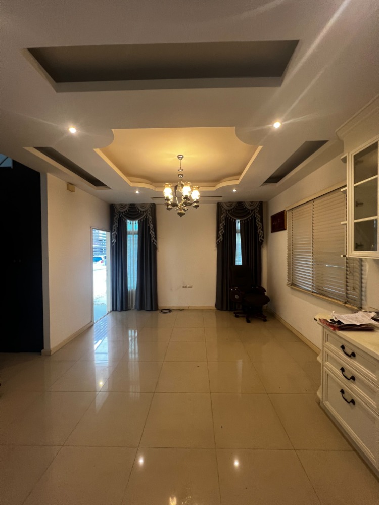 ให้เช่าทาว์นโฮม  เนื้อที่ 30 ตารางวา 3 ห้องนอน  หมู่บ้านฮาบิทาว์น-โฟล์ด ติดวานนท์  ใกล้โรงเรียนพหฤทัย นนทบุรี