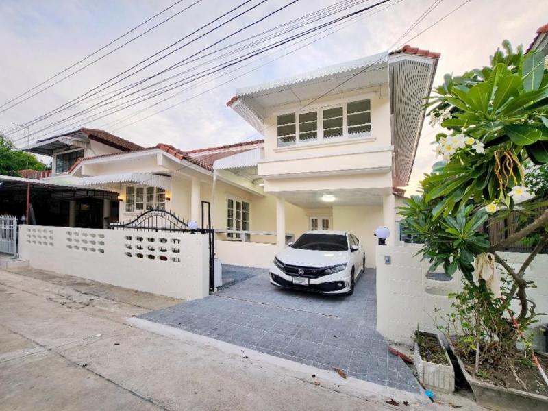 ให้เช่าบ้านเดี่ยว  เนื้อที่ 50 ตรว. 3 ห้องนอน 2 ห้องน้ำ หมู่บ้านพสุนันท์  ซอยบางบอน 5-เพชรเกษม 81 