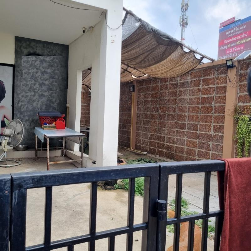 ให้เช่าทาวน์โฮม 3 ชั้น เนื้อที่  32 ตารางวา  3 ห้องนอน โครงการ คาซ่า ซิตี้ วงแหวน-ลำลูกกา อำเภอลำลูกกา