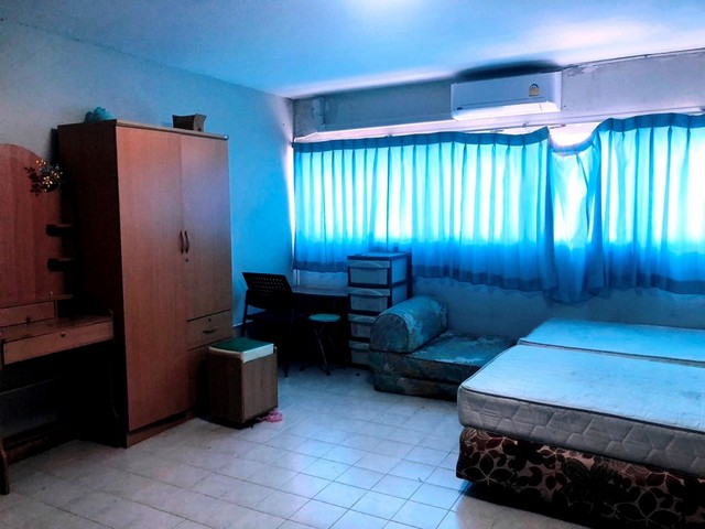 รหัส  16519 ขาย CONDO ป๊อปปูล่าคอนโด เมืองทองธานี ใกล้ -ใกล้ Impact Arena เมืองทอง -ใกล้ ศูนย์แสดงสินค้า เมืองทอง -ใกล้ ม.สุโขทัยธรรมาธิราช -ใกล้ ตลาดมะลิ -ใกล้ บีไฮฟ ไลฟ์สไตล์ มอลล์ -ใกล้ สนามฟุตบอล เมืองทองใกล้ เซ็นทรัลแจ้งวัฒนะ -ใกล้ ทางขึ้น-ลงทางด่วน -ใกล้ โรงเรียนเซนต์ฟรังซีสเซเวียร์ -ใกล้ ศูนย์ราชการ -ใ 400000 B.  ใหญ่ 284 SQ.METER one price