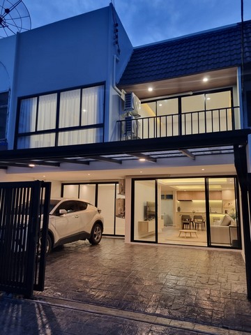 รหัส# TO741 ให้เช่าทาวน์โฮม 2 ชั้น 4 ห้องนอน ปรีดีพนมยงค์ 41(เอกมัย 22) รีโนเวทใหม่ Modern style พร้อมอยู่ **จดทะเบียนบริษัทได้  *** ราคาเช่า 120,000 บาท/เดือน รหัสทรัพย์ # TO741ติดต่อ:: ฐิติพรรณ (ตุ่น) โทร/ID Line:: 0942823961 Line:: https://line.me/ti/p/3xFA1An8Kcรหัส# TO741 ให้เช่าทาวน์โฮม 2 ชั้น 4 ห้องนอน ปรีดีพนมยงค์ 41(เอกมัย 22) รีโนเวทใหม่ Modern style พร้อมอยู่ **จดทะเบียนบริษัทได้  *** ราคาเช่า 120,000 บาท/เดือน ทาวน์โฮม 2 ชั้น ปรีดีพนมยงค์ 41(เอกมัย 22) 