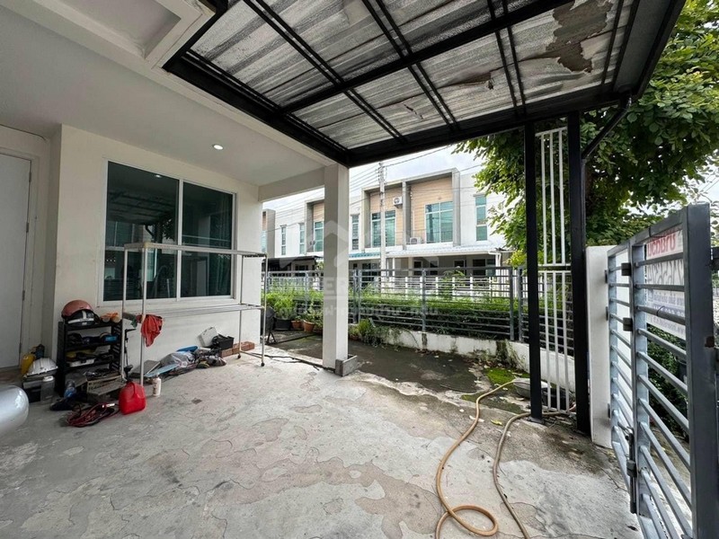 แฮปปี้ วิลล์ ดอนเมือง เทิดราชัน หลังมุม ราคาดี ขายขาดทุน  แปลงมุม ถนนเมน มีพื้นที่ข้าง