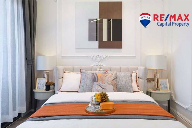 โครงการอัลบาร์ เพนนินซูลา ตั้งอยู่ที่ 150 หมู่ 4 ต.นาจอมเทียน อ.สัตหีบ จ.ชลบุรี เดินทางสะดวก เชื่อมต่อถ.สุขุมวิท ใกล้หาดจอมเทียน อยู่ใกล้แหล่งช้อปปิ้งโลตัส , ตลาดสดจอมเทียน อยู่ไม่ไกลสถานศึกษา รร.สาธิตอุดมศึกษา , รร.อักษรเทพประสิทธิ์ , รร.นานาชาติ ธาราพัฒนา และยังอยู่ไม่ไกลกับสถานพยาบาลอย่าง รพ.พัทยา เปาโล และ รพ.กรุงเทพ พัทยา อีกด้วย- ห้องสตูดิโอ- ตกแต่งครบ-พื้นท