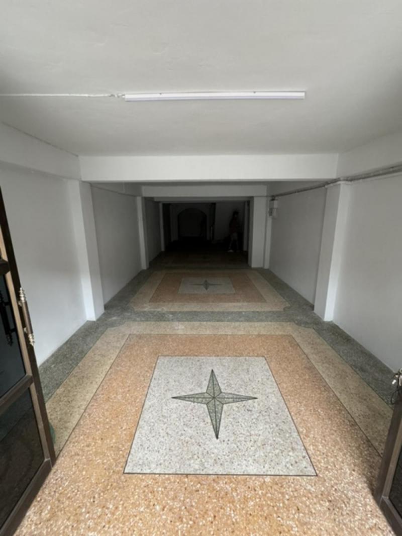 ให้เช่าอาคารพานิช 5 ชั้น พื้นที่ใช้สอย  375 ตารางเมตร  ใกล้แยกฟอร์จูน MRTพระราม9  เซ็นทรัลพระราม9 ห่างจากอนุสาวรีย์ชัย 4 ป้ายรถเมล์