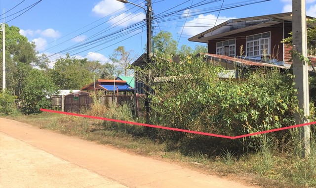 ขายบ้านครึ่งตึกครึ่งไม้  หมู่บ้านชุมชนบ้านสมประสงค์  บึงกาฬ ( PKK02-12639)