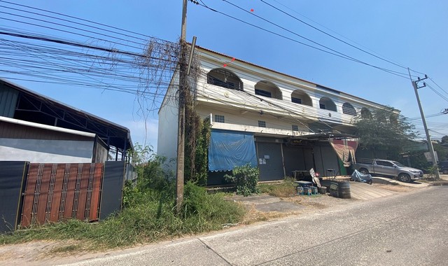 ขายอาคารพาณิชย์ อำเภอเมืองสมุทรสาคร สมุทรสาคร (PKK04-05978)