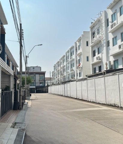 N4298ให้เช่าทาวน์โฮม3 ชั้น ชวนชื่นโมดัส วิภาวดี หลักสี่ แจ้งวัฒนะ