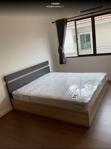 S2433 ให้เช่าทาวน์โฮม 3 ชั้น โครงการทาวน์ อเวนิว เมิร์จ รัตนาธิเบศร์ พร้อมเฟอร์นิเจอร์ ใกล้เซ็นทรัลเวสต์เกตเนื้อที่ 20.20 ตารางวา พื้นที่ใช้สอย170 ตารางเมตร 3 ห้องนอน 3 ห้องน้ำ 1 ห้องทำงาน 1 ห้องครัว ที่จอดรถ 2 คันสนใจนัดชมติดต่อ รหัสประกาศS2433คุณเฟลม  0638956397ID line : 0638956397: https://line.me/ti/p/LTVhEi9gAFS2433 ให้เช่าทาวน์โฮม 3 ชั้น โครงการทาวน์ อเวนิว เมิร์จ รัตนาธิเบศร์ พร้อมเฟอร์นิเจอร์ ใกล้เซ็นทรัลเวส