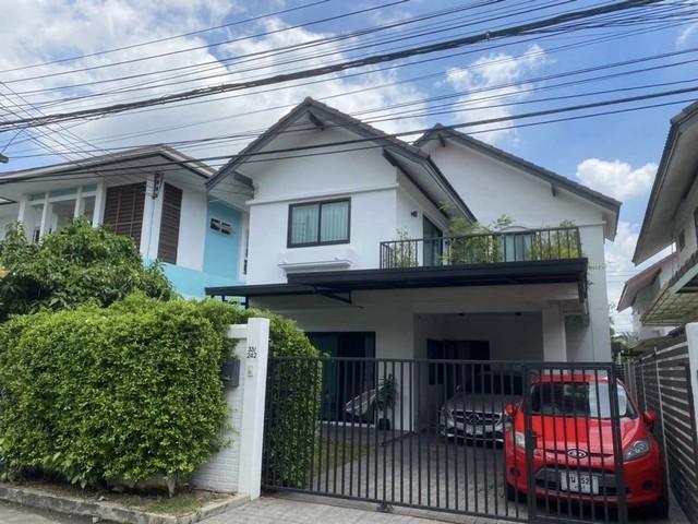 รหัส # PL1090 ให้เช่าบ้านเดี่ยว 2 ชั้น 50 ตรว. 4 ห้องนอน หมู่บ้านบางนา วิลล่า ซอยบางนา-ตราด 39 ตกแต่งเฟอร์ครบ*** ราคาเช่า 40,000 บาท/เดือน รหัสทรัพย์ # PL1090ติดต่อ:: ฐิติพรรณ (ตุ่น) โทร/ID Line:: 0942823961Line:: https://line.me/ti/p/3xFA1An8Kcรหัส # PL1090 ให้เช่าบ้านเดี่ยว 2 ชั้น 50 ตรว. 4 ห้องนอน หมู่บ้านบางนา วิลล่า ซอยบางนา-ตราด 39 ตกแต่งเฟอร์ครบ*** ราคาเช่า 40,000 บาท/เดือน บ้านเดี่ยว 2 ชั้น หมู่บ้านบางนา วิลล่า ซอยบางนา-ตราด 39 รีโนเวทใ