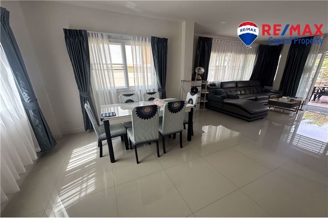 ให้เช่า - บ้าน 3 ห้องนอนเดอะปาล์มซิตี้ฮิลล์