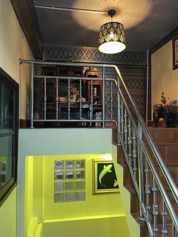 ขายด่วน บ้านแฝดใจกลางรัชดา 2 ชั้นครึ่ง 24.9 ตรว. ถนนรัชดา 17 อินทามะระ 47 ใกล้ MRT สุทธิสารและห้วยขวาง