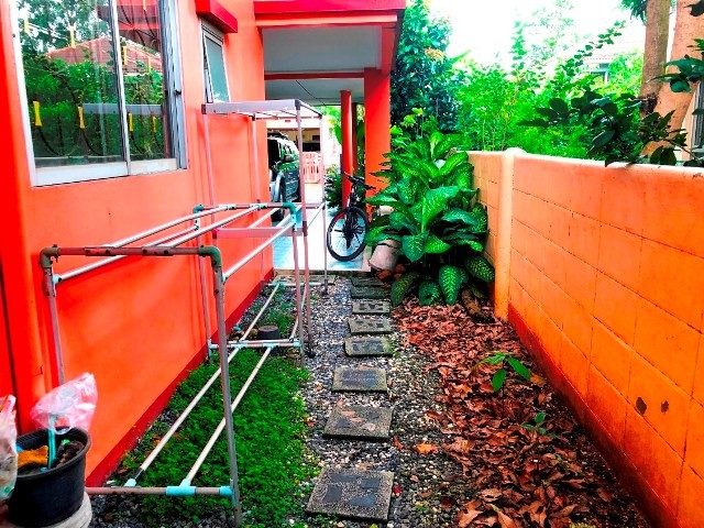 บ้าน ศุภาลัยบุรี คลอง 4 1 ไร่ 2 Ngan 99 SQ.WA 3 BR 3 Bathroom ใกล้ ใกล้ถนนลำลูกกา ถนนรังสิต-นครนายก และทางด่วนโทลเวย์ ใกล้โลตัสคลอง 4 โรงพยาบาลเอกปทุม ห้างฟิวเจอร์พาร์ครังสิต มหาวิทยาลัยกรุงเทพ ทำเลดี ราคา งามๆ