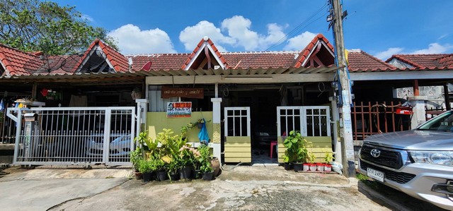 Sale Townhouse หมุ่บ้านพูลสุข 1200000 บ. 2 BR 20 ตาราง.วา   ทรัพย์ดีๆ