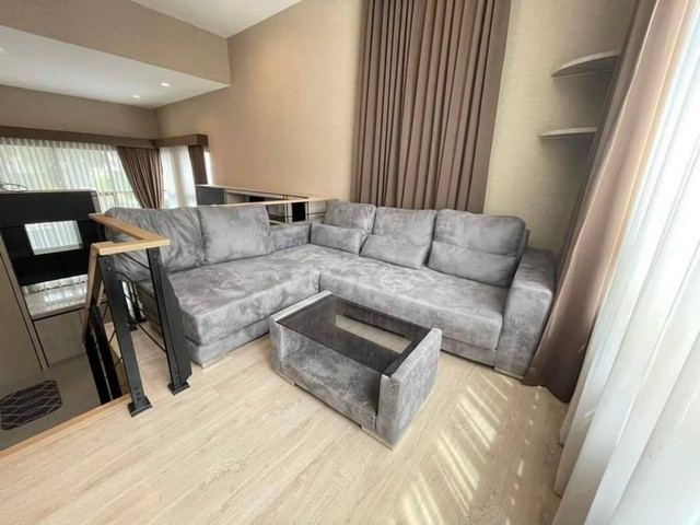 สวยจริงคุ้มมากพร้อมอยู่#ขายทาวน์โฮม3.5ชั้นแต่งครบ#ขายบ้านหลังมุมบิ้วอินทั้งหลัง#ArdenLadprao71 #อาร์เด้นลาดพร้าว71#MRTลาดพร้าว71,โชคชัย4พิกัด : ซอยสตรีวิทยา 2 (ลาดพร้าว 71) แขวงลาดพร้าว เขตลาดพร้าว กรุงเทพฯ 10230ขนาดเนื้อที่ 30 ตรว.**หน้ากว้าง 5 เมตรพื้นที่ใช้สอย 185 ตรม.มี 3 ห้องนอน, 4 ห้องน้ำ มี 2 ที่จอดรถ ราคาขายเพียง 8.9 ล้าน**คชจ.วันโอนคนละครึ่งกับผู้ซื้อสนใจโทรมาคุยราคากันได้นะคะเจ้า