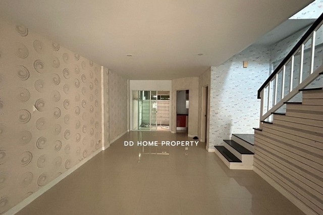 ขายหมู่บ้านทาวน์พลัสเอ็กซ์ ประชาชื่น หน้าบ้านหันทางทิศเหนือ (DD001544)