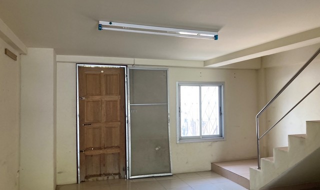 ขายอาคารพาณิชย์ใกล้ มินิบิ๊กซี บ้านปลายแหลม อำเภอเกาะสมุย จังหวัดสุราษฎร์ธานี PKK04-05822