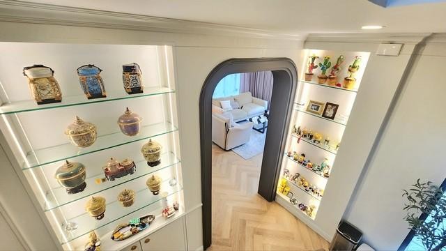 PPL13 ขาย บ้านเดี่ยว 2 ชั้น หมู่บ้าน เซนโทร อ่อนนุช-สุวรรณภูมิ CENTROซอยกิ่งแก้ว 37 หันหน้าทิศใต้ หลังมุม  ราชาเทวะ อำเภอบางพลี สมุทรปราการ ตกแต่งครบพร้อมอยู่ราคา 9,900,000 บาท ค่าโอนคนละครึ่งติดต่อ คุณช่อผกา 0616198565 LINE 0616198565ขายบ้านเดี่ยว 2 ชั้น หมู่บ้านเซนโทร อ่อนนุช-สุวรรณภูมิ (ซอยกิ่งแก้ว 37) 64 ตร.ว. ขนาด 255 ตรม. 4 ห้องนอน 5 ห้องน้ำ 1 ห้องแม่บ้าน พร้อมห้องน้ำถนน Main (ไม่เข้าซอย) จอดรถได้ 3 คัน