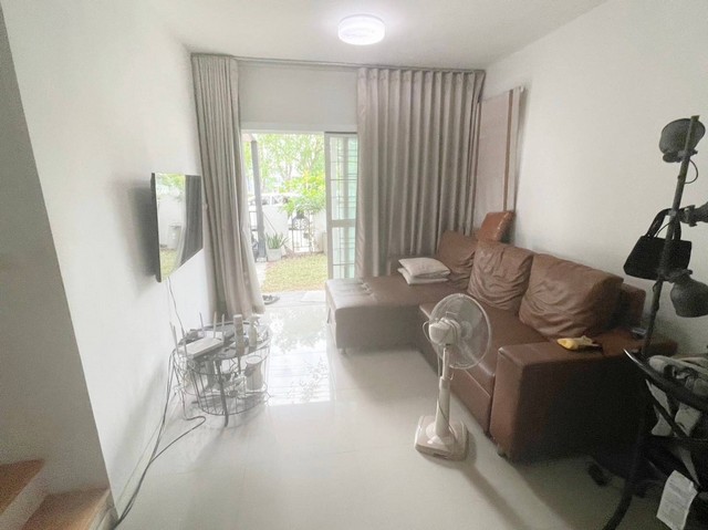 ให้เช่าบ้านแฝดหลังมุมเฟอร์ครบ#เช่าแค่15,000ทำเลเพชรเกษม63#เช่าบ้านแฝดมีเนื้อที่ข้างบ้าน#พฤกษา84/1เพชรเกษม63#ทำเลMRTหลักสองพิกัด : ซอยเพชรเกษม 63 ถนนเพชรเกษม แขวงหลักสอง เขตบางแค กรุงเทพฯ 10160 (เพชรเกษม63-วงแหวนฯ2)ขนาดเนื้อที่ 33 ตรว. พื้นที่ใช้สอย 147 ตรม.3 ห้องนอน, 2 ห้องน้ำมี 2 ที่จอดรถ ค่าเช่าเพียง 15,000/เดือน**สัญญาขั้นต่ำ 1 ปี**ประกัน 2 เดือน+ล่วงหน้า 1 เดือนสนใจโทรมาคุยกันได้นะคะเจ