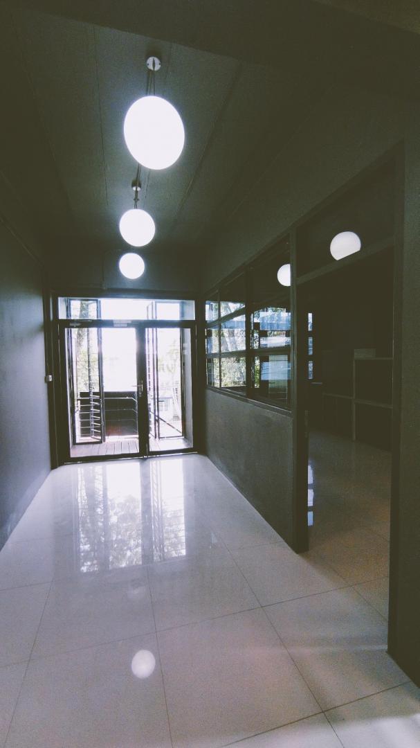 C3870 ให้เช่าทาวน์โฮม 4 ชั้น รีโนเวทใหม่ สไตล์ลอฟต์ ย่านรัชดาภิเษก 32