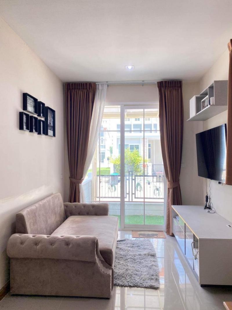 C3865 ให้เช่าทาวน์เฮาส์ 2 ชั้น หมู่บ้านโกลเด้น ทาวน์ วิภาวดี-รังสิต ซอยสดายุ หลังมุม ย่านคลองหนึ่ง ใกล้ห้างฟิวเจอร์ปาร์ครังสิต