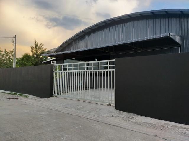 C3839 ให้เช่าโกดังพร้อมออฟฟิศพื้นที่ 440 ตรม  ถนนหทัยราษฎร์ซอย38 ใกล้ตลาดมารวยหทัยราษฎร์