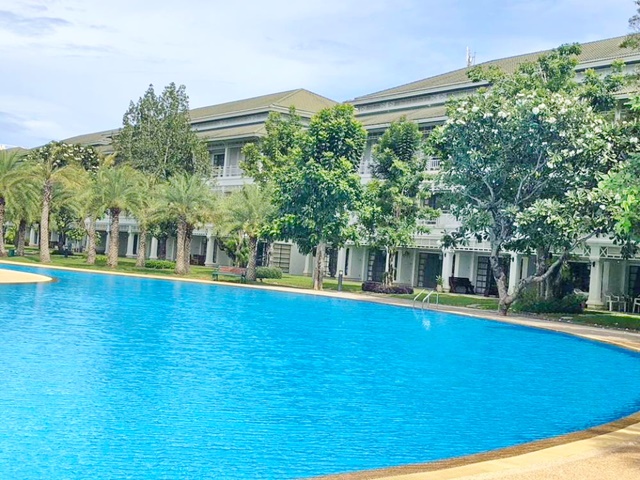 นาวา ให้เช่าทาวน์โฮม 3 ชั้น ชายหาดหัวหิน  รถไฟหนองแก สวนน้ำวานา วิลล่า โลตัส 34ตรว. 256ตรม. 3นอน 4น้ำ จอดรถได้หลายคัน  44,998B-M Vana Nava WaterPark 3-story townhome for rent Villa Lotus 34sqwa 256sqm 3bed 4bath parking 44,998B-M HuaHin Beach NongKae Railwayหัวถนน 16-26ชายหาดหัวหินถ.ตะเกียบ ต.หนองแก อ.หัวหิน ประจวบคีรีขันธ์3 ห้องนอน  4 ห้องน้ำ1 ห้องครอบครัว (สามารถทำเป็นห้องนอนเพิ่มได้)1 ห้องนั่งเล่นและรับทานอาหาร1 ห้องครัว 1 ห้องแม่บ้าน3 แอร์1 ทีวี1 ตู้เย็นที่จอ