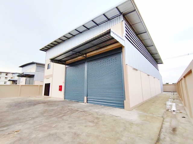 ดูโฮม พระราม2 โกดัง ออฟฟิศ 2 ชั้น 200ตรว. 400ตรม. ว่าง 3โรง 2น้ำ 5จอดรถ วัดบางตะคอย โรงพยาบาลบ้านแพ้ว 2 สารสาสน์วิเทศสมุทรสาคร