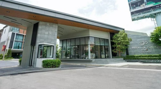 ให้เช่าโฮมออฟฟิศย่าน นวลจันทร์  เป็นทาวโฮม5 ชั้น มีลิฟท์ โครงการใหม่ พรีเมี่ยม เพลส มิกซ์ นวมินทร์ ซอย133 ติดถนนนวมินทร์ เกษตรนวมินทร์