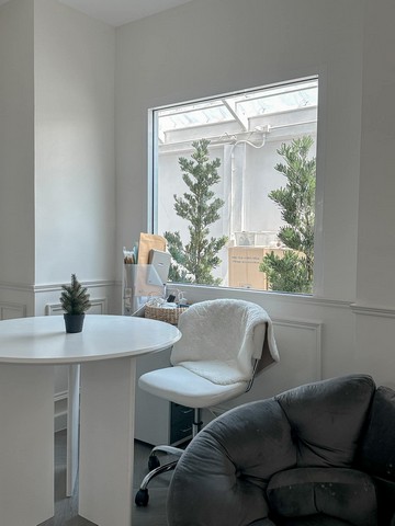 ขายบ้านเดี่ยว 2 ชั้น 60 ตรว. ลาดพร้าว 71 สังคมสงเคราะห์ 24 รีโนเวทใหม่ สไตล์อังกฤษ พร้อมเฟอร์นิเจอร์