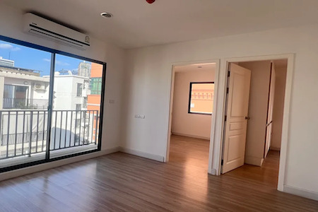 The Nest Sukhumvit 22 เดอะ เนสท์ สุขุมวิท 22 คลองเตย เชื่อมต่อรถไฟใต้ดินสถานีสุขุมวิท