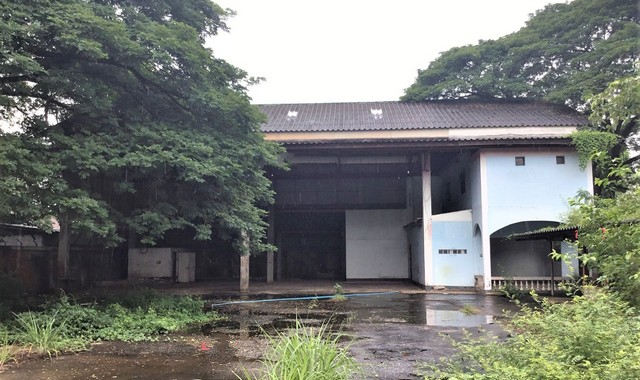 รายละเอียดเพิ่มเติมCode ID : PKK02-15872ราคาขาย        2,934,000 บาท- ขนาดพื้นที่ :   50 ตร.ว - พื้นที่ใช้สอย :   158.75 ตร.ม- จำนวนห้อง :  3 ห้องนอน 3 ห้องน้ำ- จอดรถ :    1-2 คัน- บ้านเดี่ยว :    2 ชั้น- บ้านเดี่ยวหันทางทิศ :- อายุอาคาร :   3 ปีพิกัดทรัพย์ :   https://maps.app.goo.gl/JaRFT4aQvTno4pcg9สถานที่ใกล้เคียง- ใกล้ตลาดเทิดไท ตาลคู่- ใกล้โลตัส โก เฟรช หลังการเคหะ นครราชสีมา- ใกล้โรงเรียนราชสีมาวิทยาลัย- ใกล้ตลาดเซฟวันสอบถามเพิ่มเติม/นัด