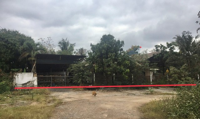 รายละเอียดเพิ่มเติมCode ID :   PKK02-15004ราคาขาย         2,717,000 บาท- ขนาดพื้นที่ :  200 ตร.ว (2 งาน)- พื้นที่ใช้สอย :   79.50 ตร.ม- จำนวนห้อง :  1 ห้องนอน 1 ห้องน้ำ - จอดรถ :    1-2 คัน- บ้านเดี่ยว :    1 ชั้น- บ้านเดี่ยวหันทางทิศ :- อายุอาคาร :    12 ปีพิกัดทรัพย์ :   https://maps.app.goo.gl/kQSt4SCkseHTuS3R7สถานที่ใกล้เคียง- ใกล้โลตัส โกเฟรช จอหอ - ใกล้โลตัส โกเฟรช ชุมชนรัตนพิธาน นครราชสีมา- ใกล้โลตัส โกเฟรช โคกสูง นครราชสีมา  - ใกล้วัดบ้านบึงทับช