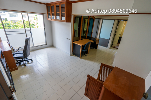 Property ID:  M4210ขายคอนโด บ้านสวนธน พุทธบูชา 47 ขนาด 53 ตรม. 2 ห้องนอน 1 ห้องน้ำ เฟอร์บิ้วอิน ใกล้ ม.พระจอมเกล้าธนบุรี บางมดVDO: https://youtu.be/4yv4pe0jrJEคอนโด บ้านสวนธนที่ตั้งโครงการ : ซอยพุทธบูชา 47 ถนนพุทธบูชา แขวงบางมด เขตทุ่งครุ กทม. พิกัด:https://goo.gl/maps/Li43zHrqYMbEkGXp7ชั้น 4อาคาร 1U ซอย 4 (อาคารสูง 6 ชั้น)ระเบียงหันทิศเหนือเนื้อที่ 52.78 ตร.ม.2 ห้องนอน 1 ห้องน้ำเคาว์เตอร์ครัวแอร์ 1 เครื่องพร้อมเฟอร์นิเจอร์บิ้วอินขาย 