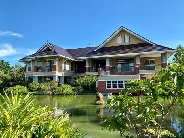 BS719 ขายบ้านเดี่ยวเนื้อที่ 1 ไร่เศษ ย่านบางนา-ตราด กม.29 บรรยากาศธรรมชาติ ใกล้สนามกอล์ฟ Ballyshear contact : คุณบัว Bua Agent 0936464597, 0826914598Line : Bua093ราคา 17,000,000 บาท BS719 ขายบ้านเดี่ยว 2 ชั้น เนื้อที่ 1 ไร่เศษ ย่านบางนา-ตราด กม.29 บรรยากาศธรรมชาติ เนื้อที่ 1 ไร่ 2 งาน 43 ตรว. พื้นที่ใช้สอยประมาณ 650 ตรม. พร้อมเฟอร์นิเจอร์ 4 ห้องนอน 4 ห้องน้ำ 2 ครัว บ้านสวย พร้อมเข้าอยู่ เเวดล้อมด้วยธรรมชาติ ใกล้สนามกอล์ฟ Ballyshear เดินทา