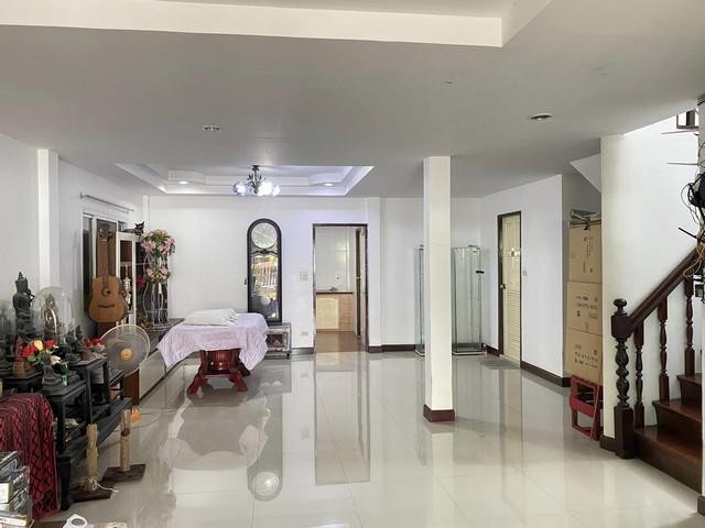 ขายบ้านเดี่ยว2ชั้น หมู่บ้านอัมรินทร์นิเวศน์ 1 ย่านรามอินทรา บางเขน