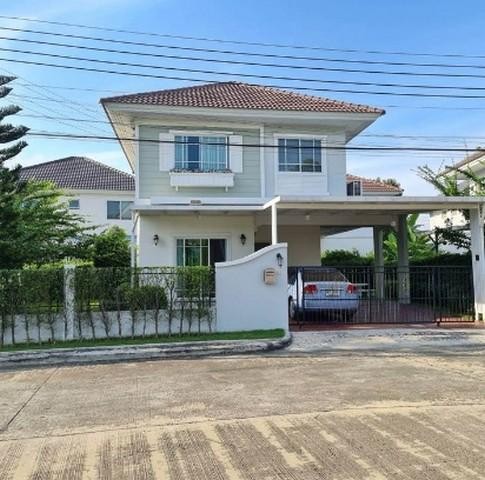 PB3437 ให้เช่าบ้านเดี่ยว 2 ชั้น หมู่บ้าน perfect park ร่มเกล้า สุวรรณภูมิ เฟส 4 ถนนร่มเกล้าติดต่อ คุณบิว  0812523279 หรือ 0616198565ID line : 0617879691ราคาเช่า 35,000 บาทบ้านเดี่ยว 2 ชั้น พื้นที่ใช้สอย 170 ตรม พื้นที่บ้านทั้งหมด 59 ตรว ห้องนอน master 1 ห้อง ห้องนอน ธรรมดา 2 ห้อง ห้องโถงขนาดใหญ่ 1 ห้อง ห้องน้ำ 2 ห้อง จอดรถในบ้านได้ 2 คัน(มีหลังคากันฝน) ห้องครัว 1 ห้อง มีระบบไฟ 30/100 สำหรับ ev charger รอบบ้านเป็นสวนให้ความร่มรื่นร