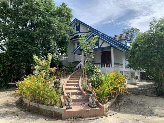 ขายบ้านครึ่งตึกครึ่งไม้    อำเภอรัตนวาปี หนองคาย (PKK02-11775)