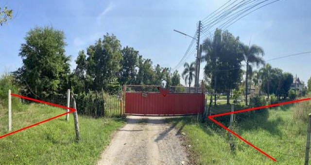 รายละเอียดเพิ่มเติมCode ID :   PKK02-15391ราคาขาย         24,525,000 บาท- ขนาดพื้นที่ :   8,720 ตร.ว (21 ไร่ / 3 งาน / 20 ตร.ว) - พื้นที่ใช้สอย :     242 ตร.ม- จำนวนห้อง :   2 ห้องนอน 2 ห้องน้ำ (มีชั้นใต้ดินและชั้นลอย)- จอดรถ :    1-2 คัน- บ้านเดี่ยว :     1 ชั้น- บ้านเดี่ยวหันทางทิศ :- อายุอาคาร :   10  ปีพิกัดทรัพย์ :   https://maps.app.goo.gl/sAtLrFkUUwrbA5NZ9สถานที่ใกล้เคียง- ใกล้ซีเจ มอร์ สาขาด่านขุนทด- ใกล้โลตัส ด่านขุนทด- ใกล้บิ๊กซี ซูเปอร์เซ็นเตอร์ ด่านข