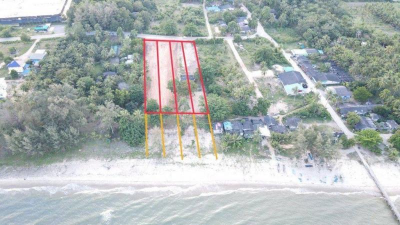 ขายที่ดินติดทะเลชุมพร หน้าติดทะเล หาดบ้านหนองบัว อ.ละเเม จ.ชุมพร แปลงละ 361 ตรว ทำเลงาม ถูกสวยทำเลดี