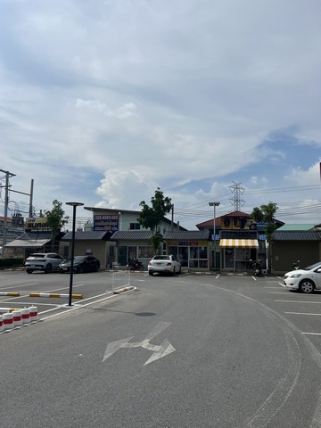 ขายที่ดินบางบัวทอง 766.3 ตารางวา ที่ดินพร้อมสิ่งปลูกสร้าง (ทำเลทอง)!!!