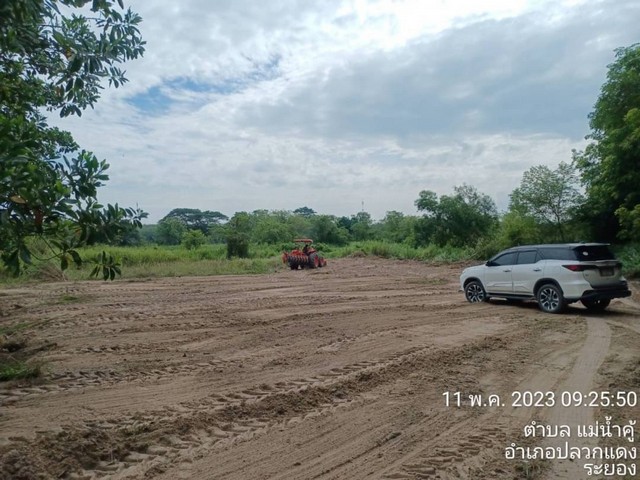 ขายด่วนที่ดินถูกที่สุดในปลวกแดง ระยอง 45-2-47 ไร่ หน้ากว่างติดถนนเข้าออกสะดวก ใกล้ 3 นิคม ทำเลดีมาก เจ้าของขายเอง