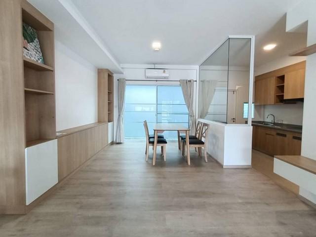 C3879 ให้เช่าทาวน์โฮม 2 ชั้น โครงการ indy 2 บางนา-รามคำแหง 2  ใกล้ Mega บางนาเนื้อที่ 27 ตร.ว. 2 ชั้น  3 ห้องนอน 3 ห้องน้ำ จอดรถได้ 4 คันสนใจนัดชมติดต่อ รหัสประกาศC3879คุณเฟลม  0638956397ID line : 0638956397: https://line.me/ti/p/LTVhEi9gAFC3879 ให้เช่าทาวน์โฮม 2 ชั้น โครงการ indy 2 บางนา-รามคำแหง 2  ใกล้ Mega บางนา- ขนาด 27 ตร.ว.- 3 ห้องนอน 3 ห้องน้ำ- จอดรถได้ 4 คัน- ผ้าม่าน มุ้งลวด Tostem ทั้งหลัง- แอร์ 4 ตัว ( 3 ห้องนอน 1 นั่งเล่น)- fully furnished ตู้เสื้อผ้าบิ้วอิน 