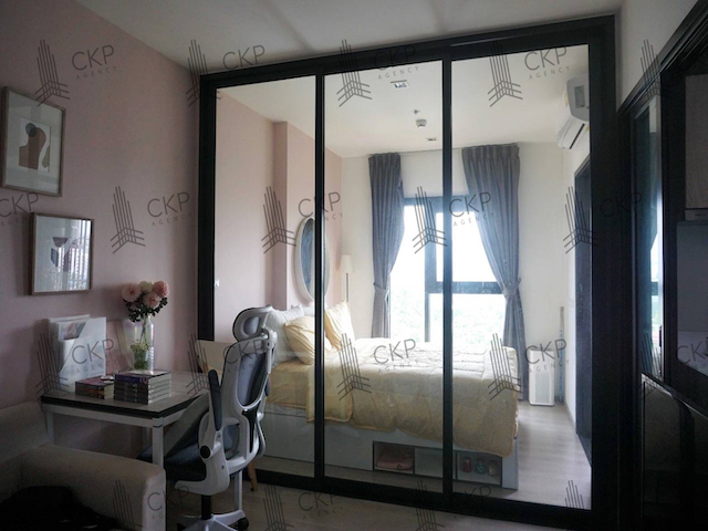 ขาย คอนโด The Base Phetkasem ขนาด 31.83 ตร.ม. ติดถนน ใกล้ซีคอนบางแค เฟอร์นิเจอร์บิวท์อิน แขวงบางหว้า เขตภาษีเจริญ กรุงเทพฯ ติดต่อสอบถามได้ค่ะการเดินทาง- ถนนเพชรเกษม  93 เมตร- ถนนเทอดไท  700 เมตร- MRT เพชรเกษม 48  270 เมตร- BTS บางหว้า  1.3 กิโลเมตรรายละเอียด (Description)- ขนาด 31.83 ตร.ม.- อยู่ชั้นที่ 12- 1 ห้องนอน 1 ห้องน้ำ- เครื่องปรับอากาศ 2 เครื่อง- ที่จอดรถ 1 คัน- เฟอร์นิเจอร์บิ้วอินห้องแต่งตัวสถานที่ใกล้เคีย