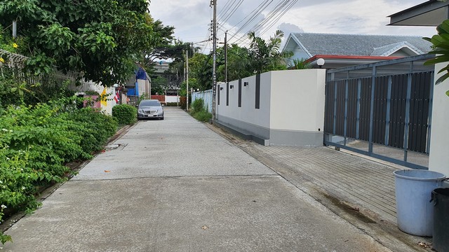 ขายที่ดินพร้อมบ้าน เนื้อที่ 152 ตรว. ซอยลาดพร้าว 107 ติดบริษัท JSL ใกล้ รพ.เวชธานี BTS สถานีบางกะปิ