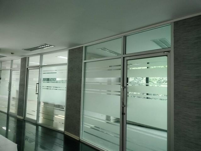 ให้เช่าพื้นที่สำนักงาน ชั้น 2 พื้นที่ 250 ตรม. อาคารดีสินชัย พระราม3 เหมาทำออฟฟิต หรือคลีนิค ใกล้ BRT สถานีเจริญราษฏร์ ประมาณ 100 เมตร