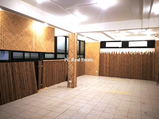 ให้เช่าร้านโครงการ The Hub ชั้น 2 ย่านสะพานควาย - อารี  ติดกับ ธ.ออมสินสำนักงานใหญ่ เหมาะเปิดเป็นร้านอาหาร